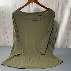 Avenue Olive Long Sleeve Women's Top